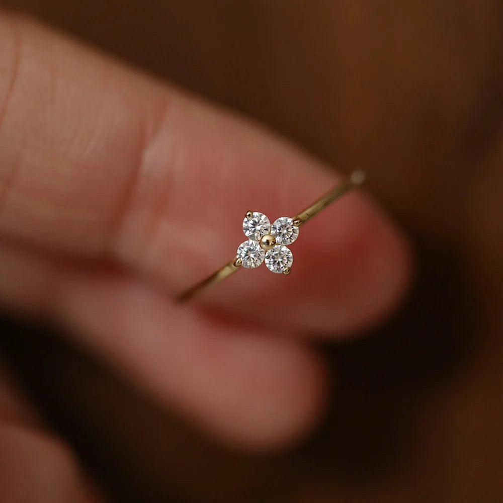 Ring aus 925er-Sterlingsilber, 18 Karat Gold, eingelegter Zirkonia-Blumenring für Damen, exquisite süße Hochzeit, Party, Schmuckzubehör