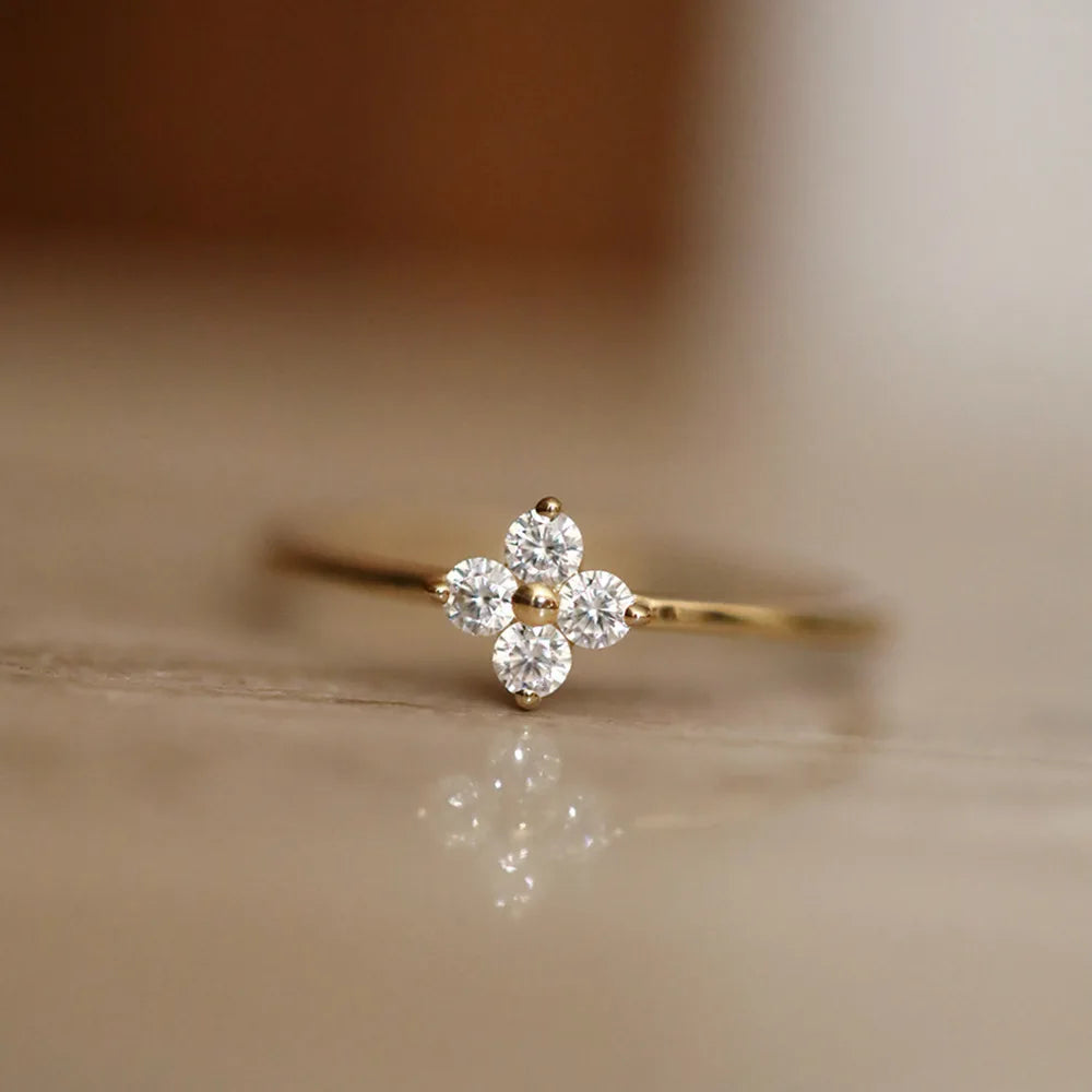 Ring aus 925er-Sterlingsilber, 18 Karat Gold, eingelegter Zirkonia-Blumenring für Damen, exquisite süße Hochzeit, Party, Schmuckzubehör