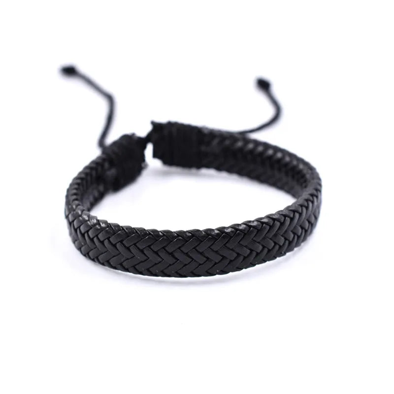 Moderne punk Geflochtene Leder Armband Männer Mode Handgemachte Armreif Charme Spitze-up Männlich Gewebt Armband Geschenke Drop Shipping