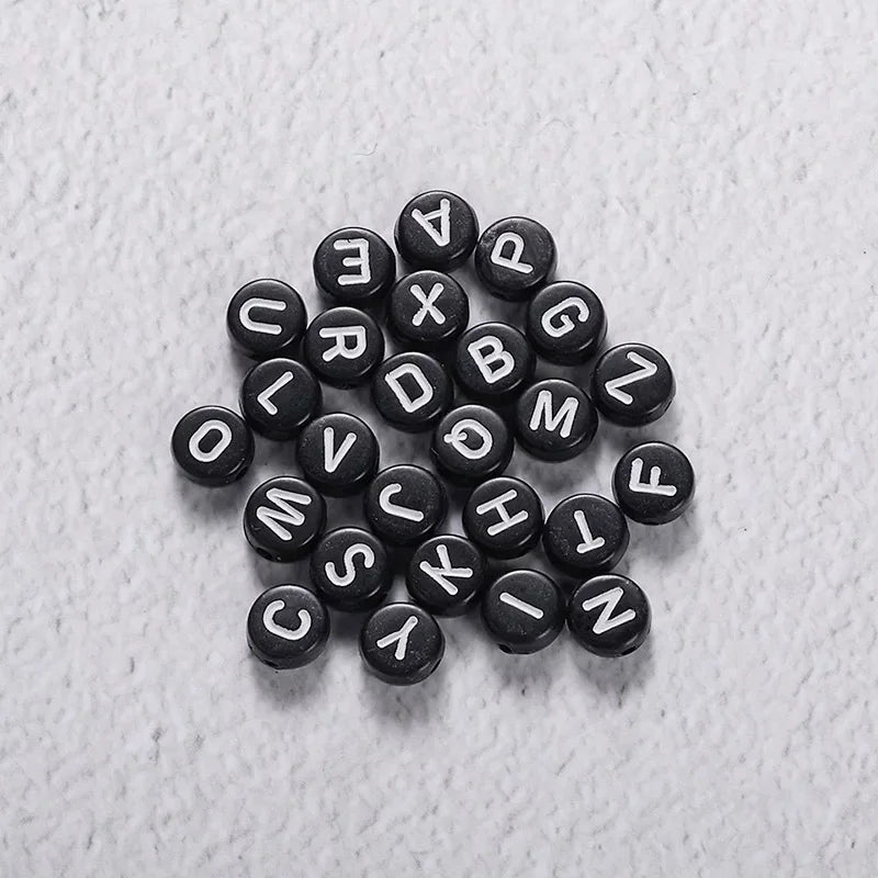 Armband, schwarze und weiße Perle, 26 Buchstaben, Armband für frohes neues Jahr, Geschenk