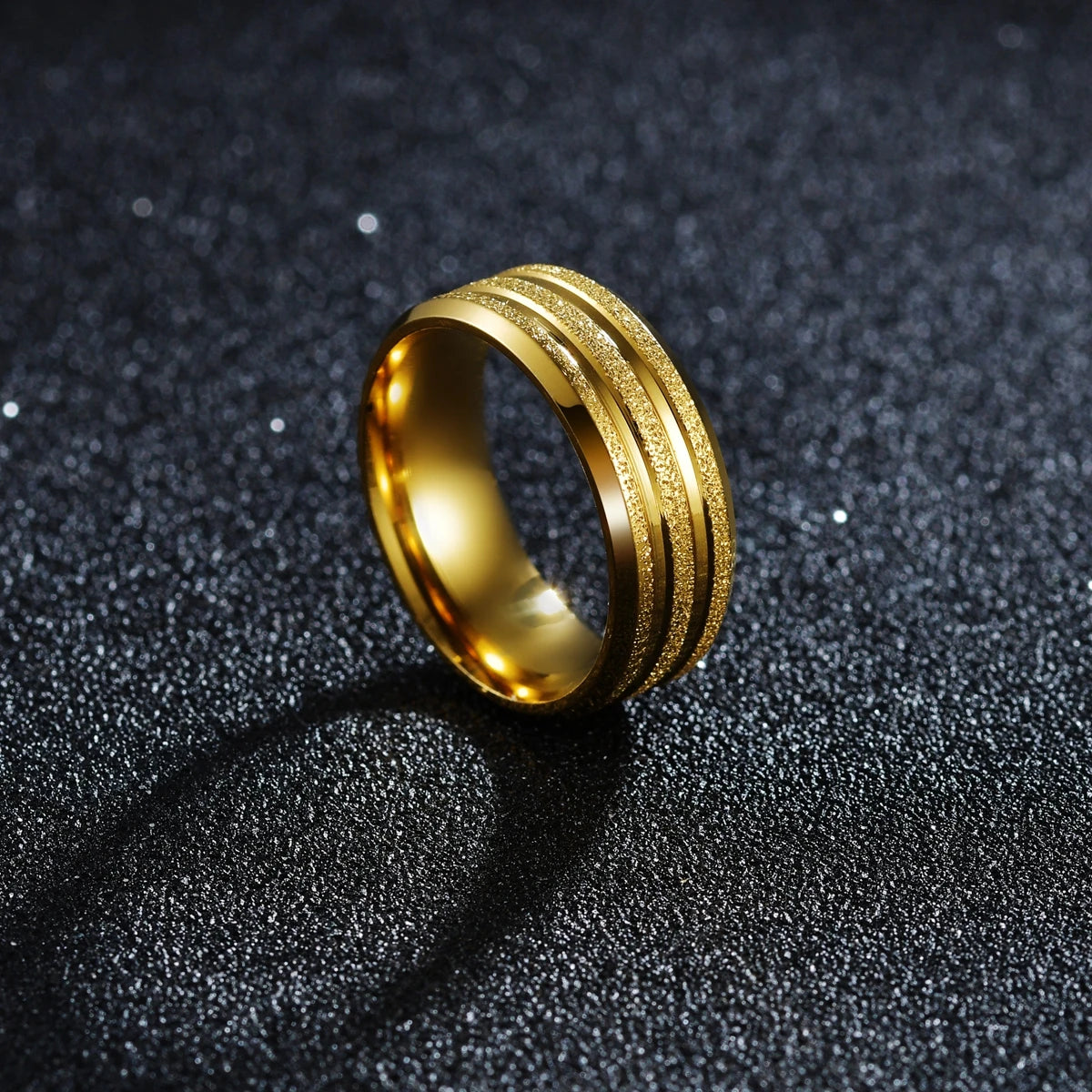 Hochwertiger 8 mm einfacher mattierter Ring, modischer goldfarbener Ring, Ehering