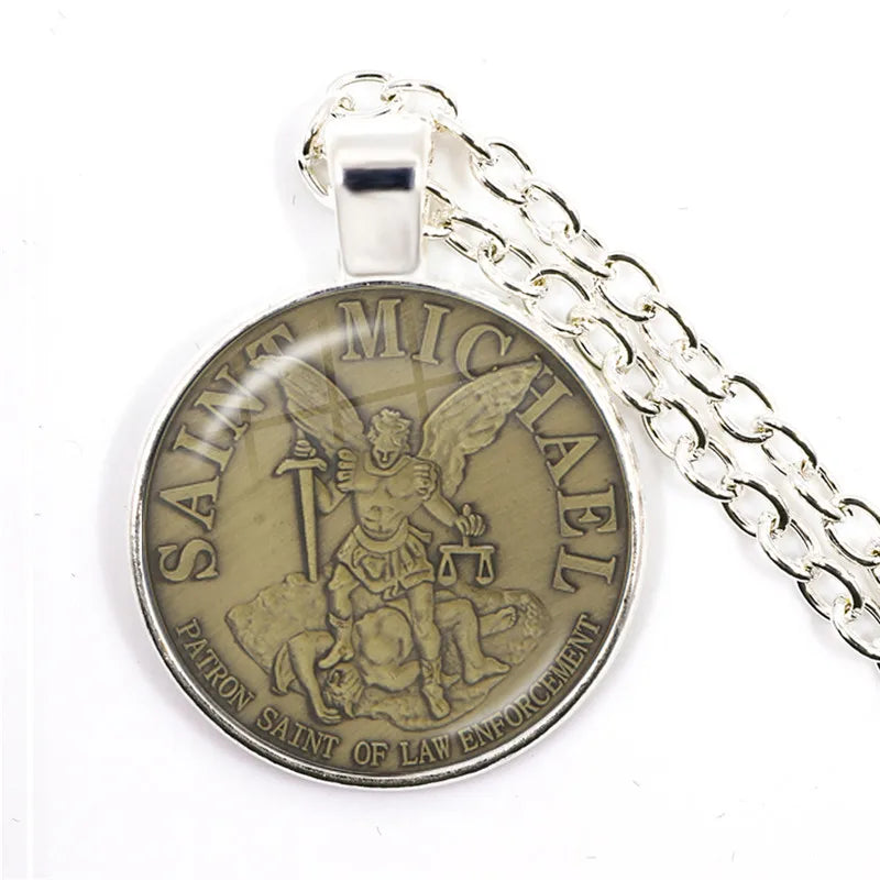 1 Stück 25 mm Glas-Cabochon-Halskette Erzengel St. Michael Protect Me Saint Shield Schutz Charm Russischer Orhodoxer Anhänger Schmuck