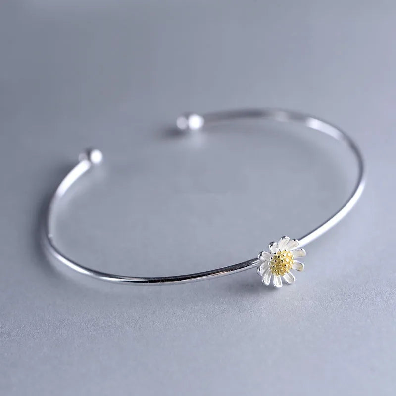 Buyee Armreif mit Blumen aus 925er-Sterlingsilber, Chrysantheme, Gänseblümchen, verstellbar, offen, hypoallergen, feiner Schmuck für Damen, modisches Geschenk