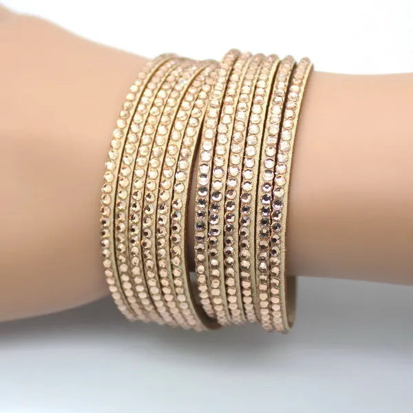 XQNI Marke Schmuck Schwarz Kristall Leder Armbänder Frauen Armreifen Trendy Mosaik Marke Strass Klassische Mädchen Charme Armbänder.