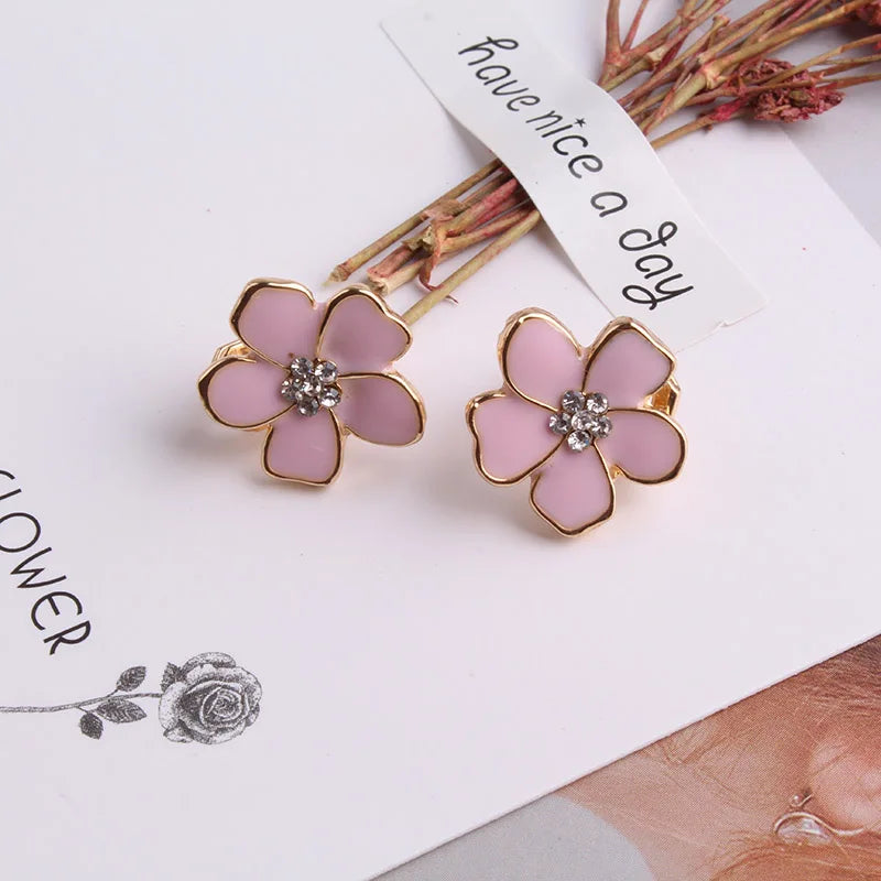 JIOFREE Korea Stil Blume Form Emaille Clip auf Ohrringe Ohne Piercing für Mädchen Party Nette Reizende Keine Loch Ohr Clip schmuck