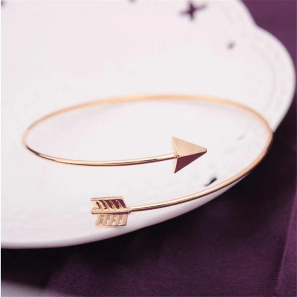 Neue Mode Einfache Liebe Herz Armband Für Frauen Mädchen Zubehör Offene Armreifen Schmuck Hochzeit Party 2025, Trendy Armbänder Geschenk