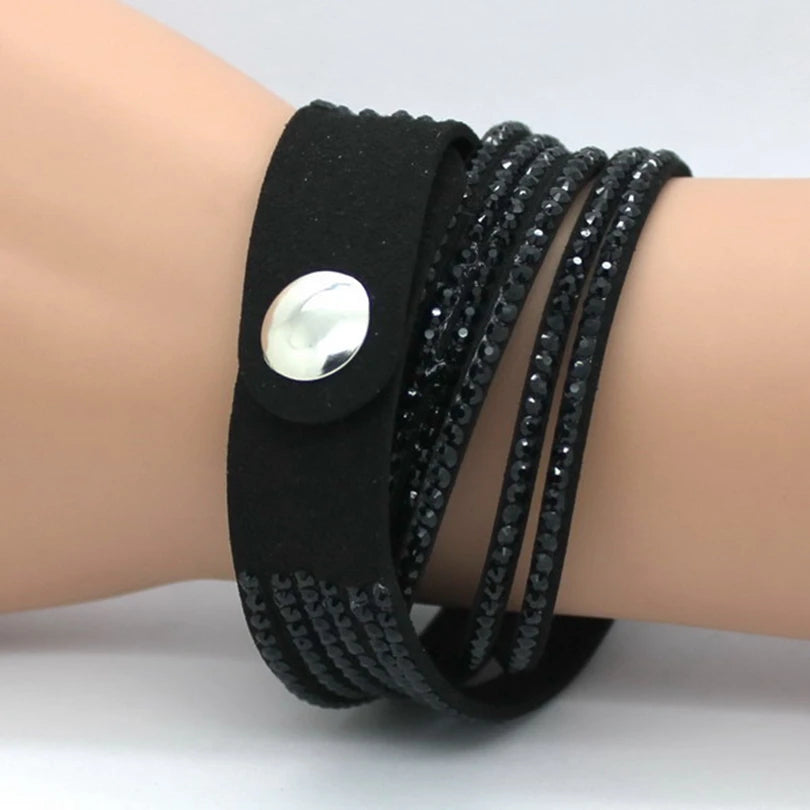 XQNI Marke Schmuck Schwarz Kristall Leder Armbänder Frauen Armreifen Trendy Mosaik Marke Strass Klassische Mädchen Charme Armbänder.