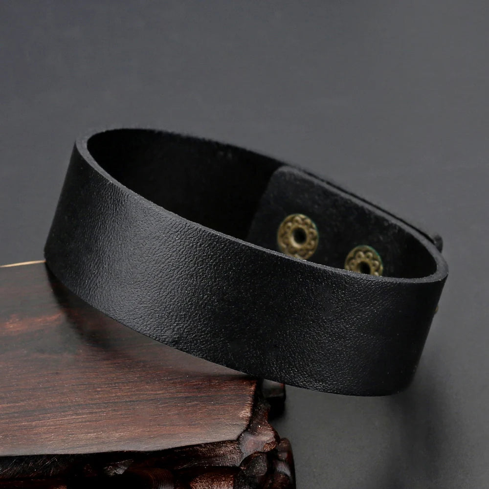 Trend Schmuck Vintage Glatte Glänzende Leder Armband Personalisierte Schmuck Armbänder Armreifen Manschette Armband Pulseras Hombre