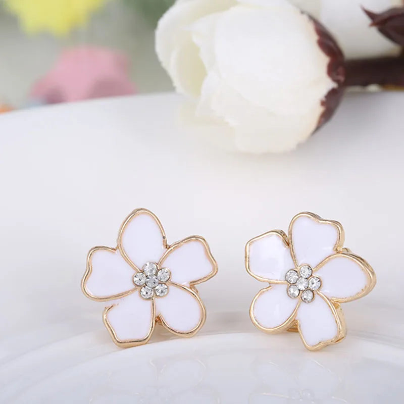 JIOFREE Korea Stil Blume Form Emaille Clip auf Ohrringe Ohne Piercing für Mädchen Party Nette Reizende Keine Loch Ohr Clip schmuck