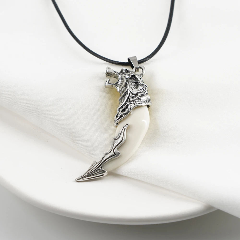 Punk Mode Tapfere Männer Wolf Gog Zähne Spike Anhänger Halskette Frauen Männer Glück Schmuck Klassische Fang Zahn Amulett Anhänger Halskette