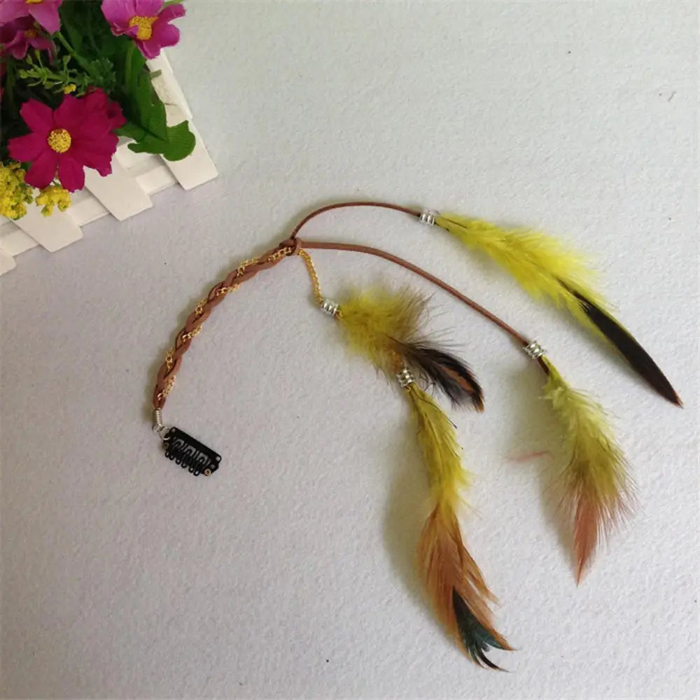 2024 neue Modische Boho Feder Stirnband Perücke Perlen Feder Kopfschmuck Handgemachte Haar Clip Mädchen Haar Zubehör Hohe Qualität