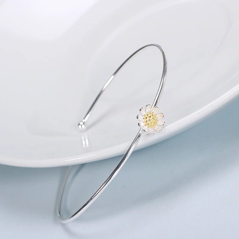 Buyee Armreif mit Blumen aus 925er-Sterlingsilber, Chrysantheme, Gänseblümchen, verstellbar, offen, hypoallergen, feiner Schmuck für Damen, modisches Geschenk