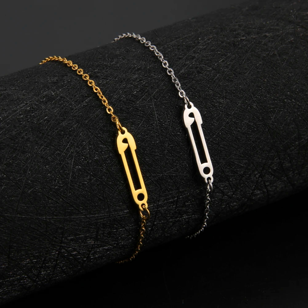 Unift Edelstahl-Pin-Armband für Damen, goldfarben, Büroklammer, Sicherheitsnadel, Gliederkette, trendiges, minimalistisches Schmuckzubehör