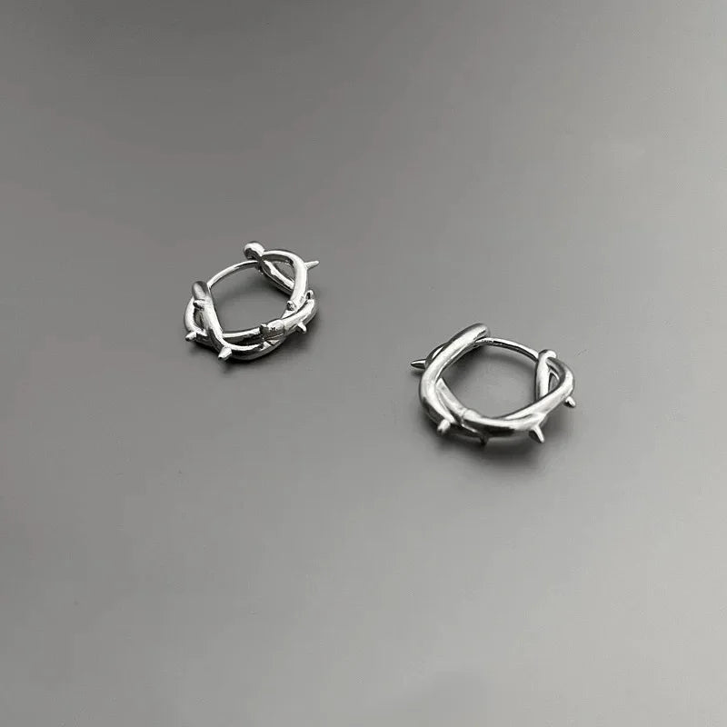 Hiphop Punk Thorn Creolen für Männer Frauen Klassisches Piercing Ohrknorpel Tragus Einfacher Huggie Hoop Rock Schmuck Geschenk