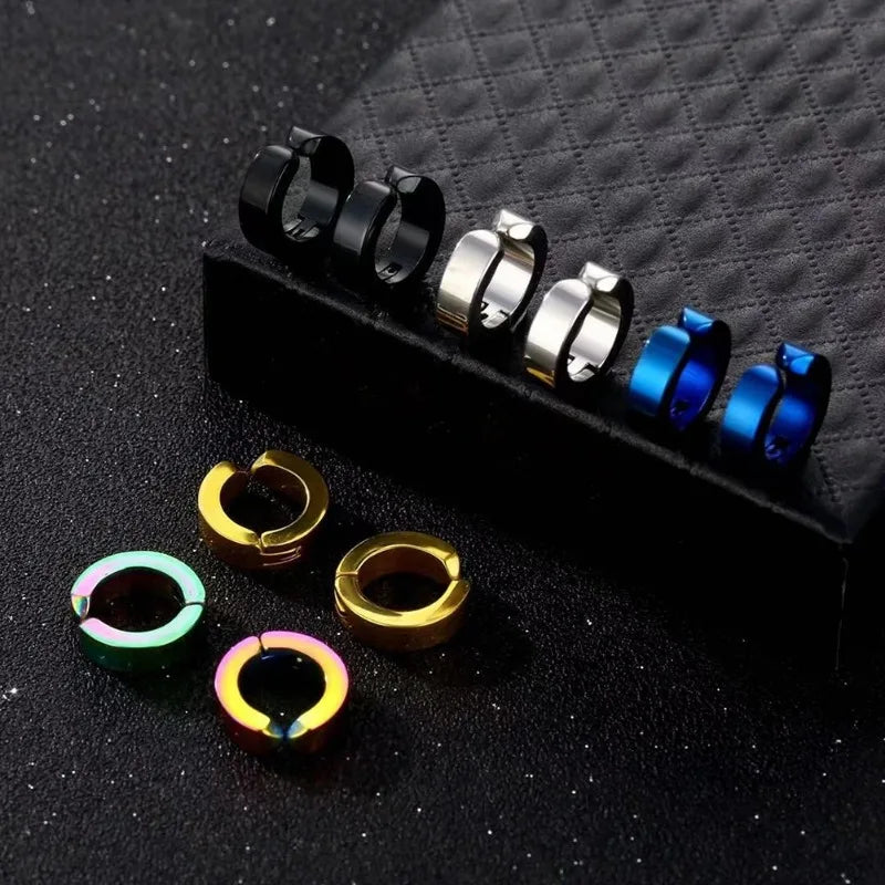 2 Stück Punk Non Piercing Clip Ohrringe für Mann Frau, Titan Stahl Ohrstecker Teenager Hip Hop Stil Ohrring Schmuck Zubehör