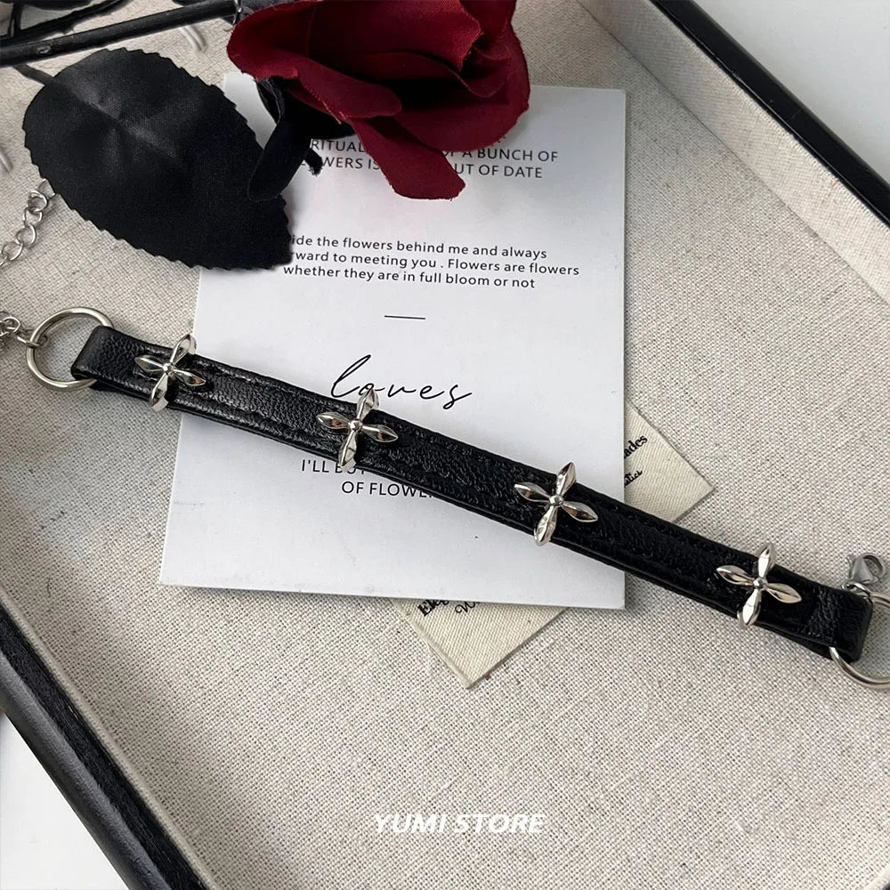 Neue Vintage Kreuz Armband Für Frauen Mode Punk PU Leder Einstellbare Armband Hot Girl Kpop Schmuck Coole Y2K Zubehör