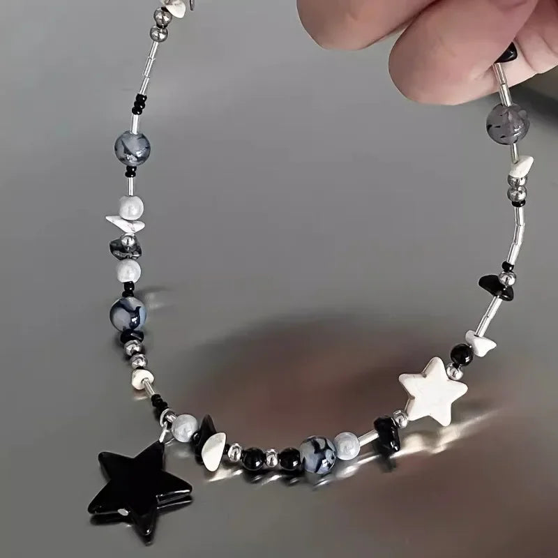 Y2K Schwarzer Stern Anhänger Halskette Frauen Süße Coole Hals Schmuck Mädchen Personalisierte Leichte Harz Pentagramm Perlen Halskette Geschenk