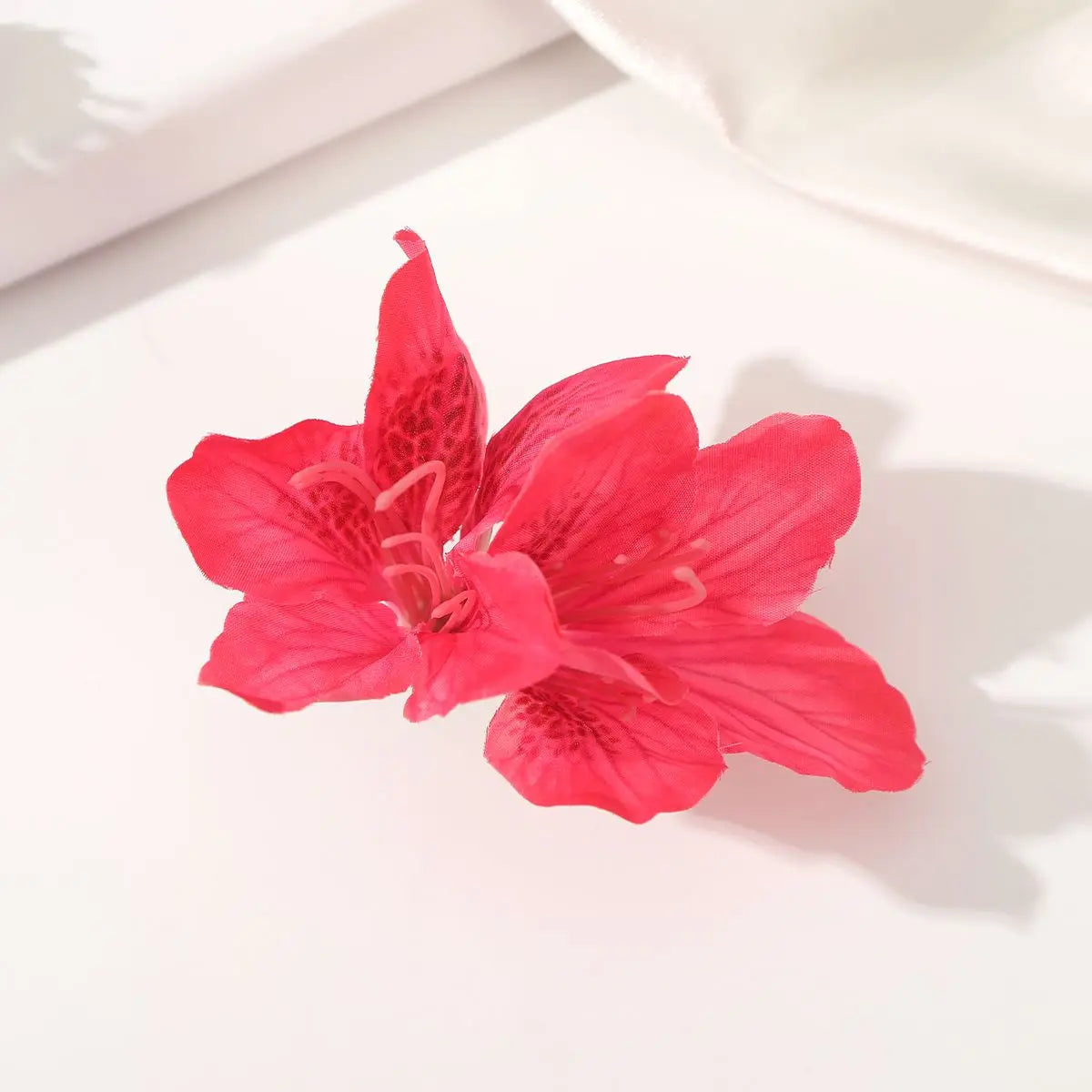 AWAYTR Böhmen Canna Blumen Kleine Haarspangen Hawaii Brautblumen Haarspangen Haarnadeln Haarspange für Hochzeit Haarschmuck