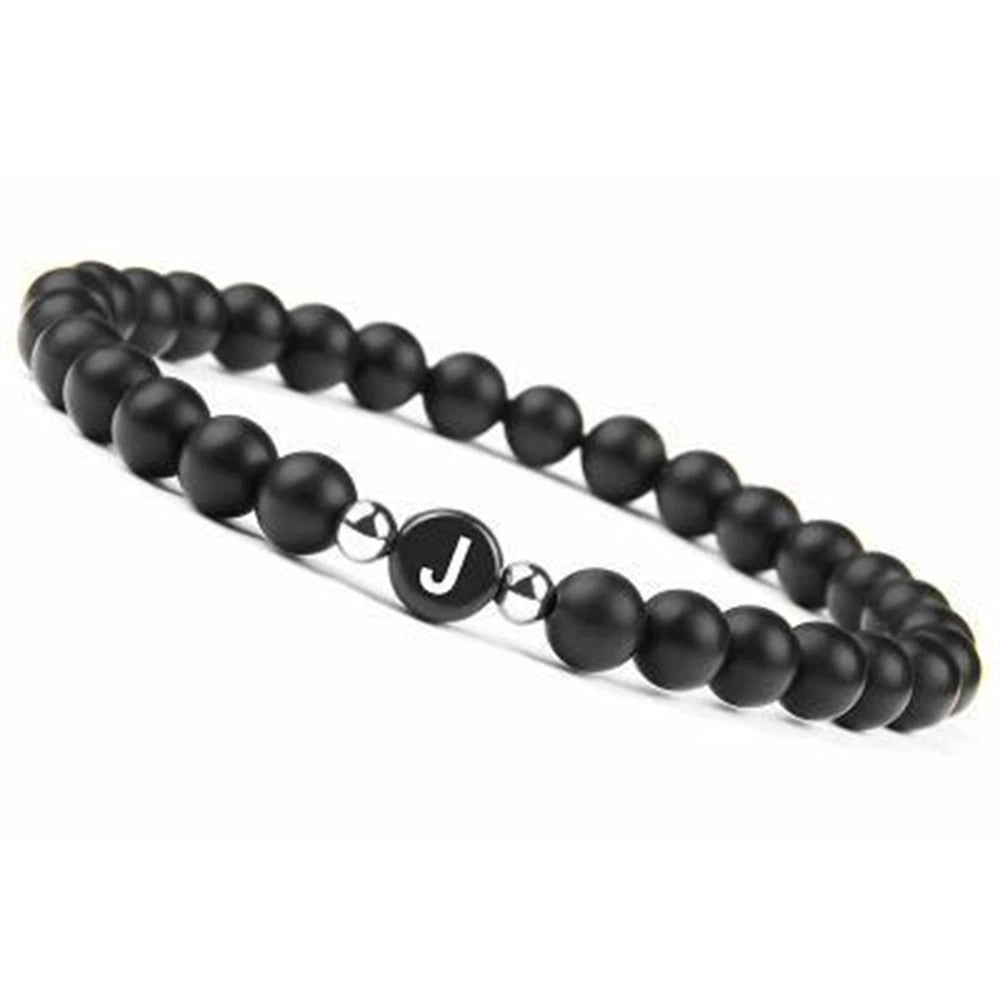 6 mm 26 Buchstaben-Armband, Unisex, schwarzer mattierter Stein, Perlen-Armreif, handgefertigt, DIY-Armband für Frauen, Männer, Paare, Freundschaftsgeschenke