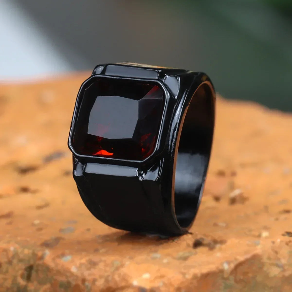 Vintage Schwarz Rot Neue Mode Hand Ornament Punk Hip Hop Persönlichkeit Herren Ring Geschenk für Männer und Frauen Mohamed Sari Sos Эма Sezю