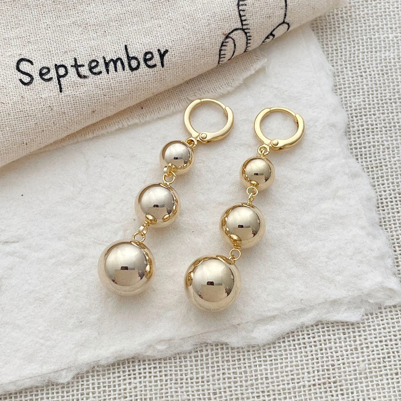 Punk Metall Runde Perle Quaste Anhänger Ohrringe für Frauen Mode Gold Farbe Glänzend Glatte Kugel Ohrringe Schmuck Zubehör