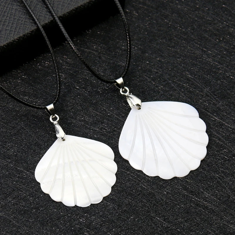 Weiß Shell Halskette Mutter der Perle Anhänger Carving Palmetto Fan Cowry Charme Sommer Shellfis MOPP Kette Party Frau Schmuck Geschenk