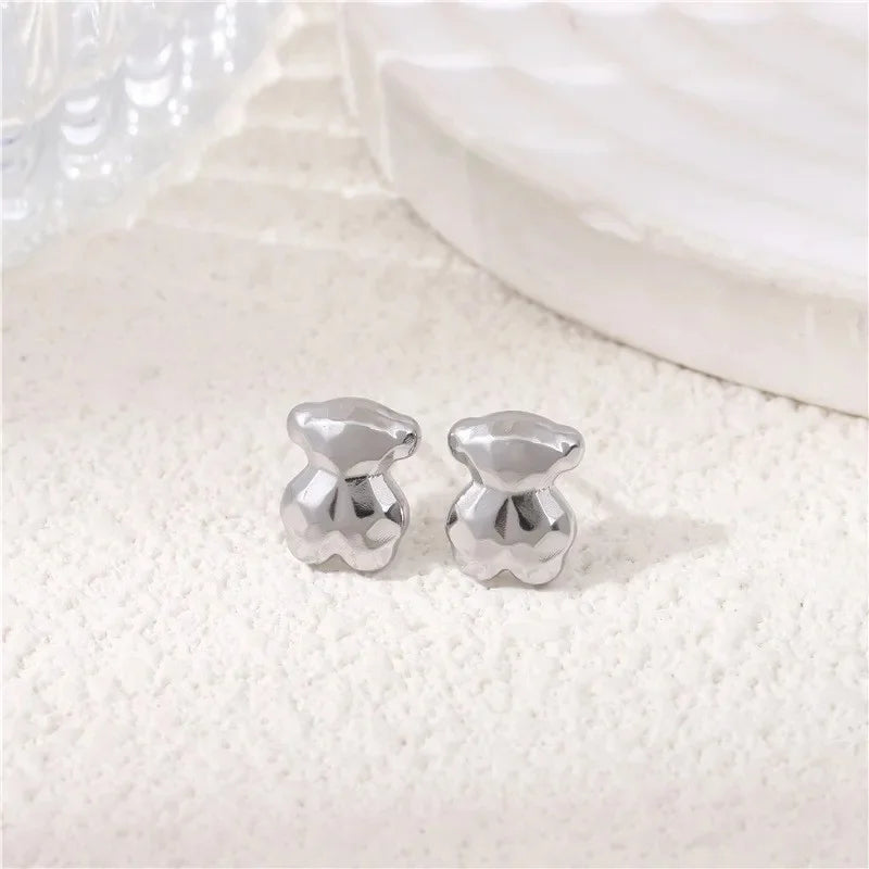 Neue Cartoon Bär Ohrstecker Edelstahl Bunte High-End Modische Vielseitige Ohr Dekorationen Koreanischen Stil CuteNische