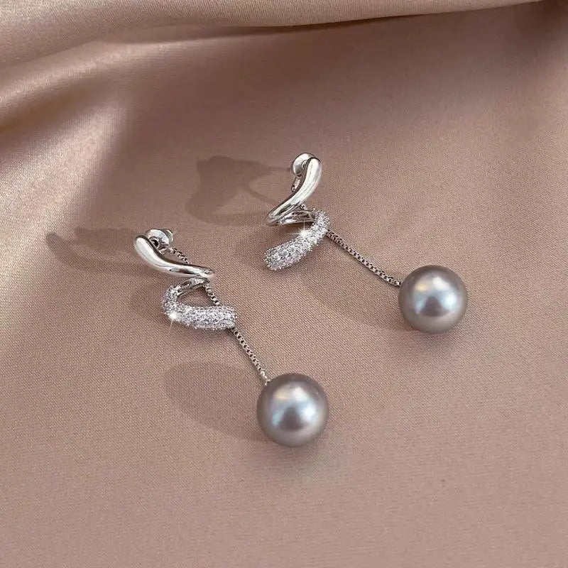 Licht Luxus Nische Design Kristall Lange Quaste Grau Perle Baumeln Ohrringe Für Frauen Mode Elegante Geometrie Schmuck Geschenke