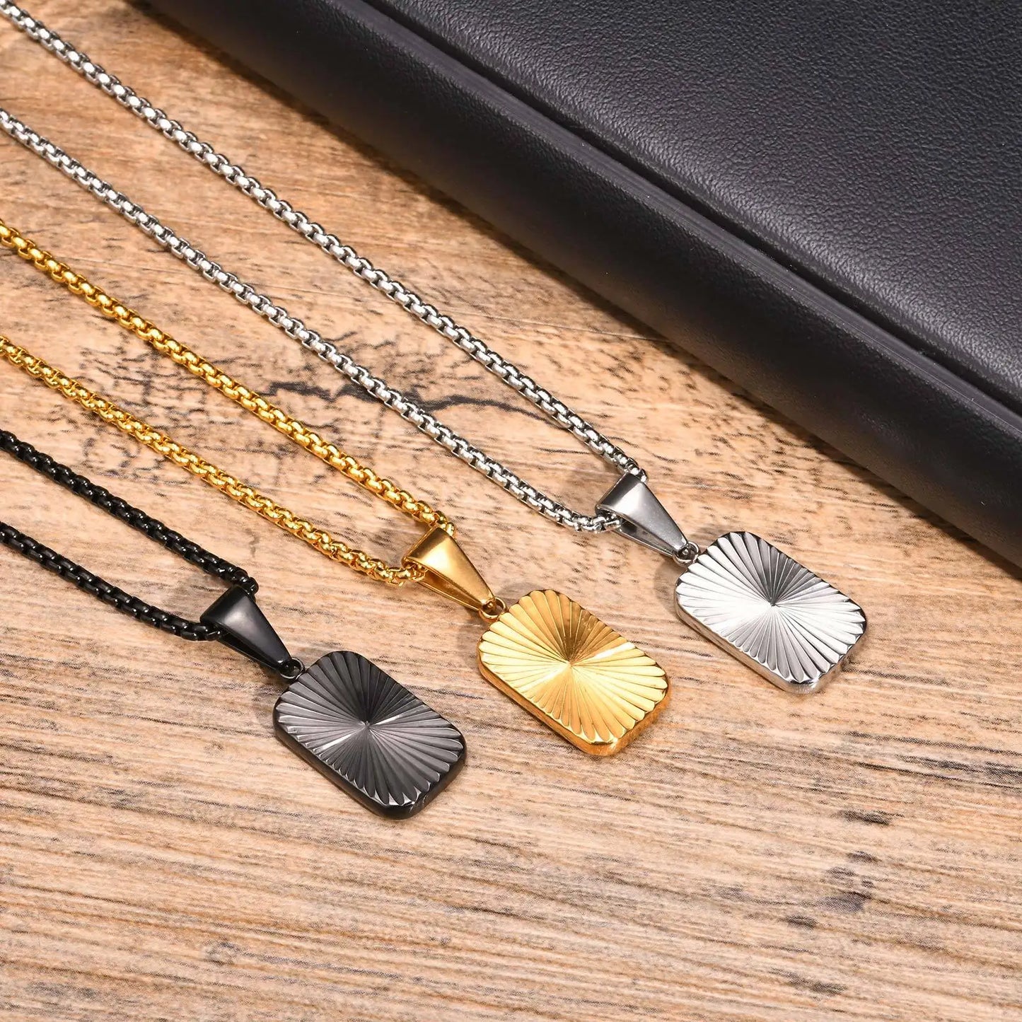 Schneiden Blumen quadratische Anhänger Halsketten für Männer Jungen, 60cm Edelstahl kleine Anhänger Kragen, stilvolle exquisite Schmuck Geschenke