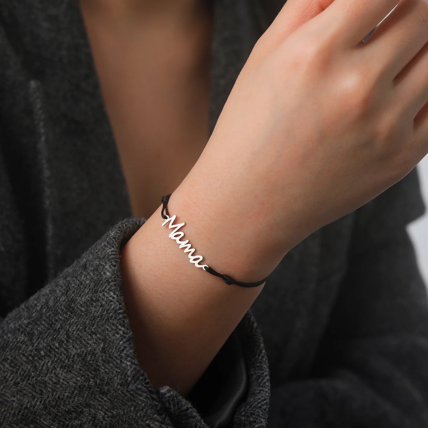 Teamer Buchstaben Mama Anhänger Armband Frauen Rote Schnur Armbänder Edelstahl Schmuck Pulseras 2025, Muttertagsgeschenk Großhandel
