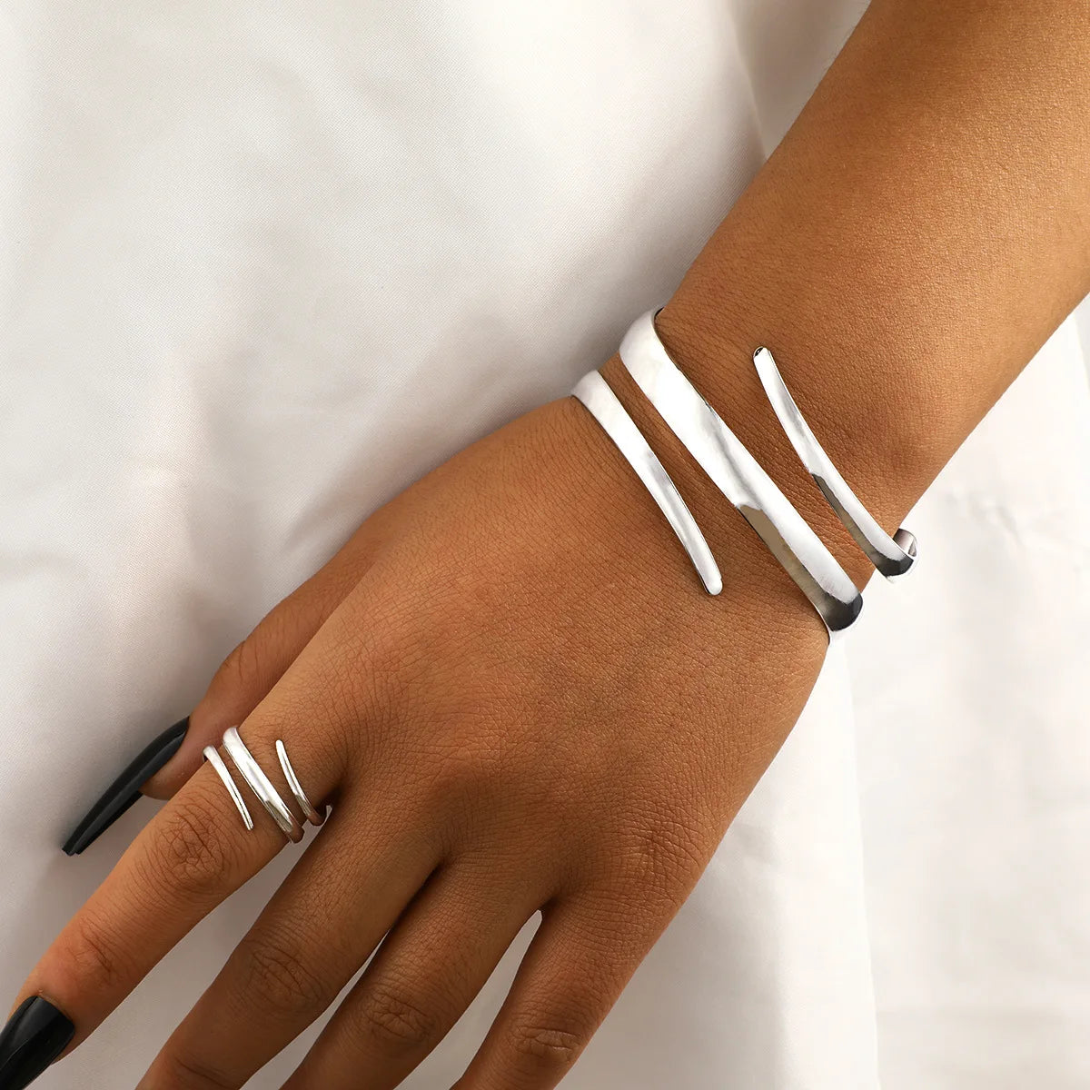 Mode Metall Offenes Armband & Ring Set Für Frauen Gold Silber Farbe Glatte Armreif Ringe Elegante Schmuck Zubehör