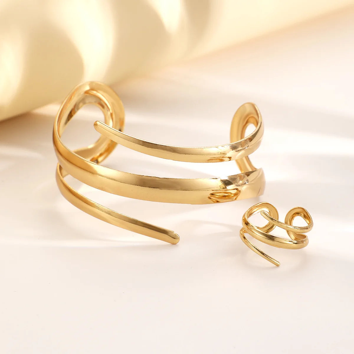 Mode Metall Offenes Armband & Ring Set Für Frauen Gold Silber Farbe Glatte Armreif Ringe Elegante Schmuck Zubehör