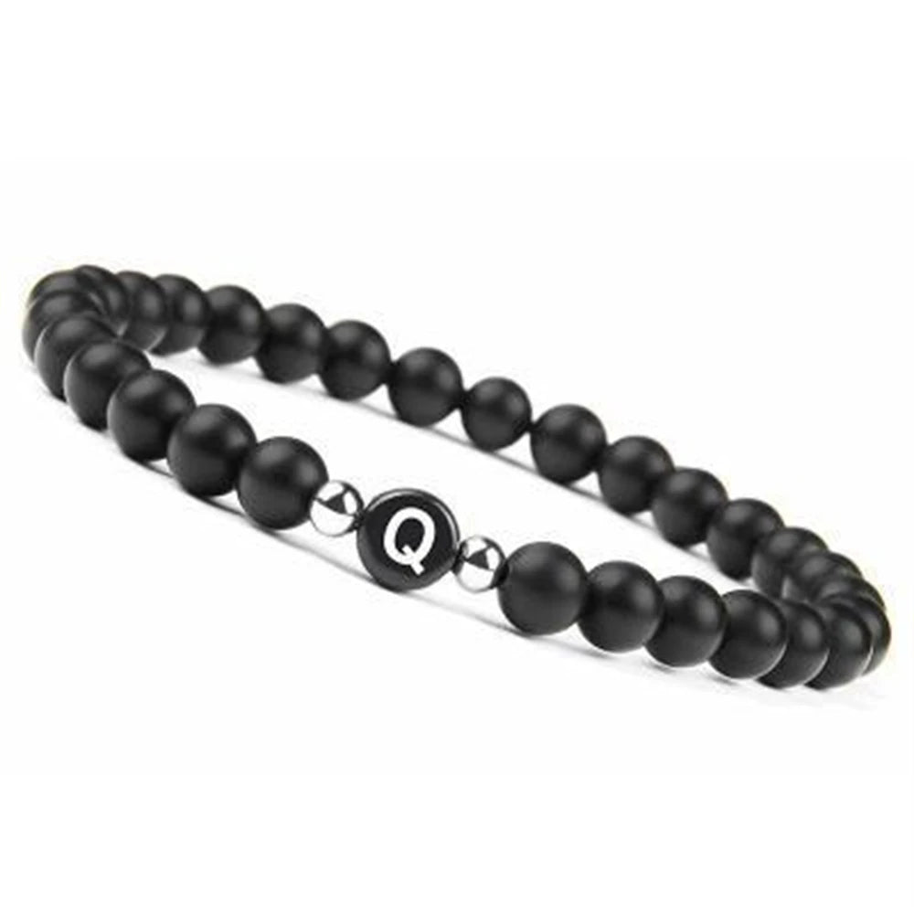 6 mm 26 Buchstaben-Armband, Unisex, schwarzer mattierter Stein, Perlen-Armreif, handgefertigt, DIY-Armband für Frauen, Männer, Paare, Freundschaftsgeschenke