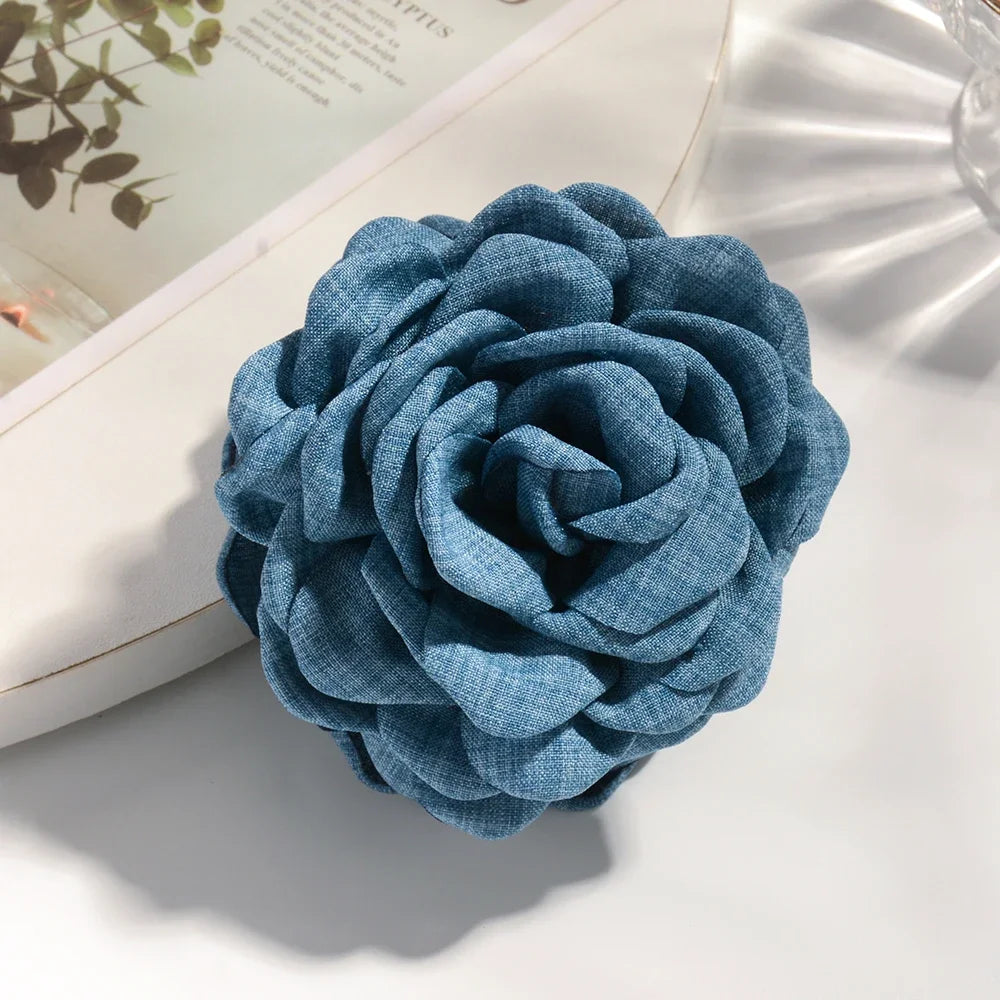 16 Farben Schweiß mittlerer Baumwollstoff Rose Blume Haarklammern für Frauen koreanische Ctach Shark Clamp Haarschmuck 2024