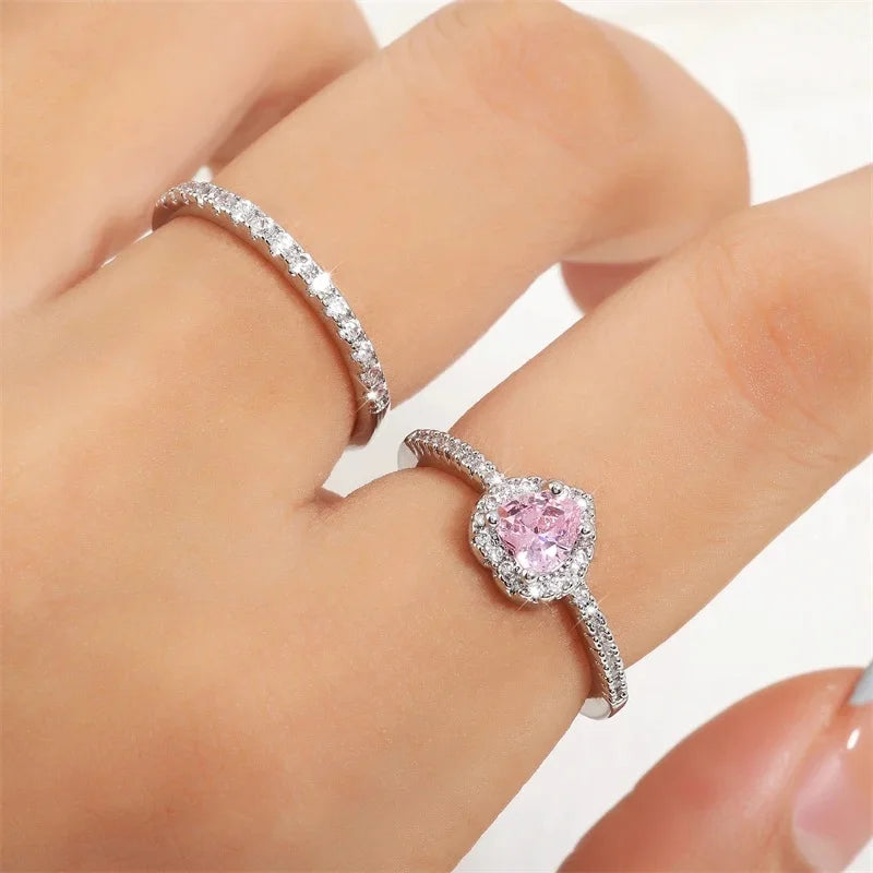 ZAKOL Exquisiter klarer rosa Zirkon-Herz-Verlobungsring für Frauen, Charm, glänzend, AAA-CZ-Ehering, Schmuck, Geschenk