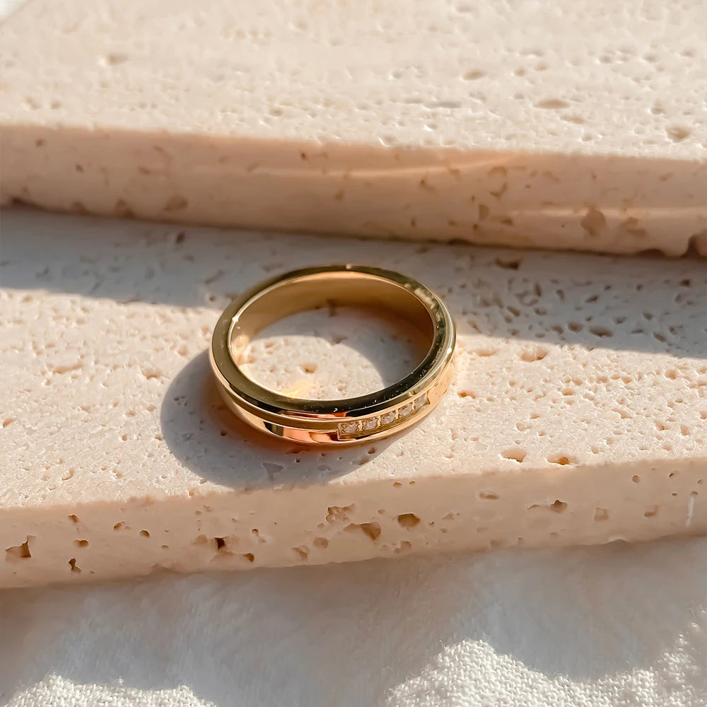eManco 2025 Neue funkelnde Strassringe aus Edelstahl, vergoldet, Schmuck, Weihnachtsgeschenk, 48-Stunden-Versand