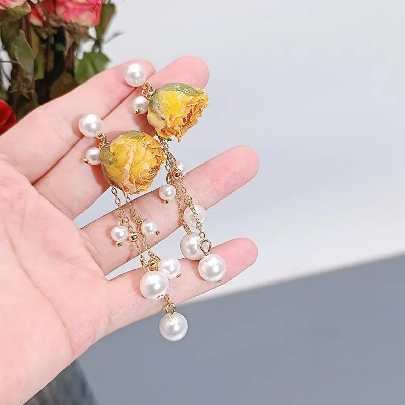 Einzigartige getrocknete Blumenohrringe, elegante natürliche Rose, Blumenperle, Quaste, lange Ohrringe, Epoxidharz, Rosenohrringe, Schmuck im Großhandel