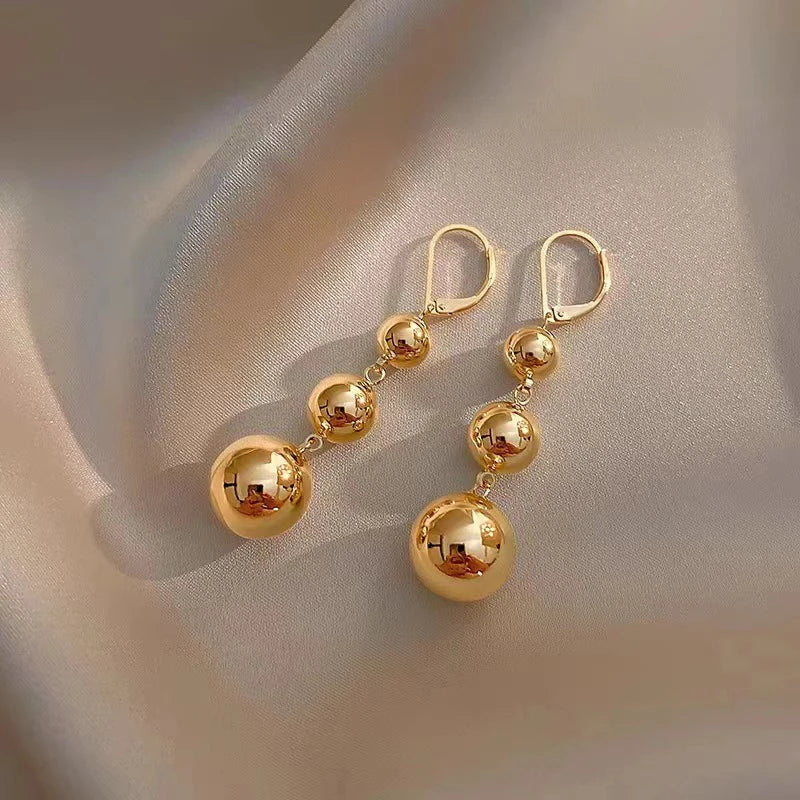 Punk Metall Runde Perle Quaste Anhänger Ohrringe für Frauen Mode Gold Farbe Glänzend Glatte Kugel Ohrringe Schmuck Zubehör