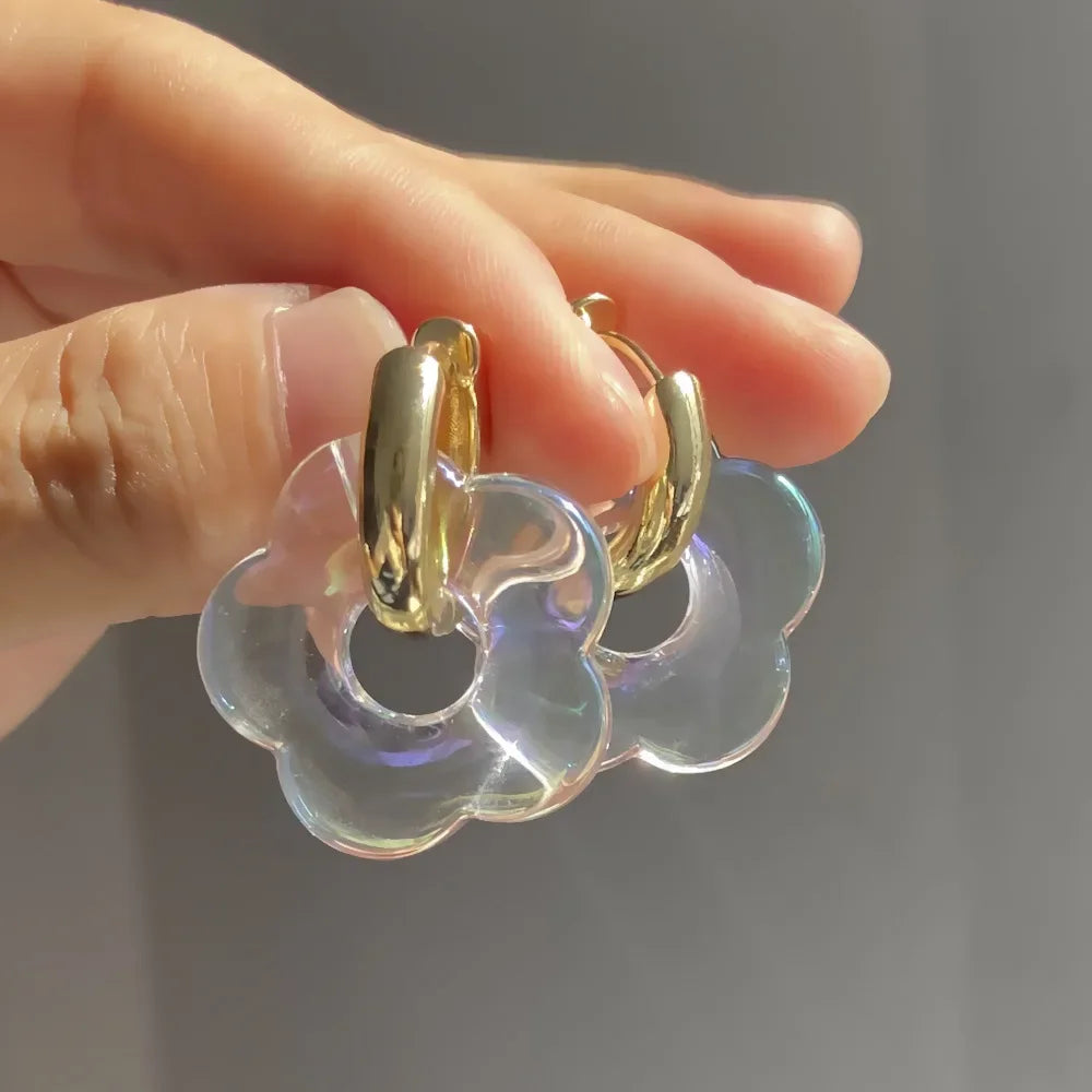 Bunte Blume Harz Acryl Charms Ohrring Gold Farbe Kreis Ohr Schnalle Creolen Modeschmuck für Frauen