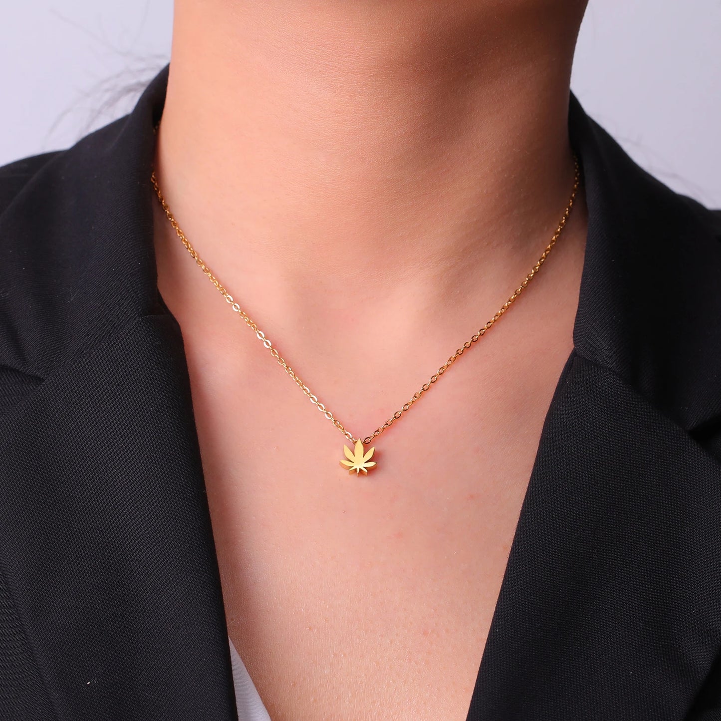 Hipee Mode Damen Schlüsselbein Kette Ahornblatt Anhänger Halskette Edelstahl Choker Halskette Halskette Frauen schmuck