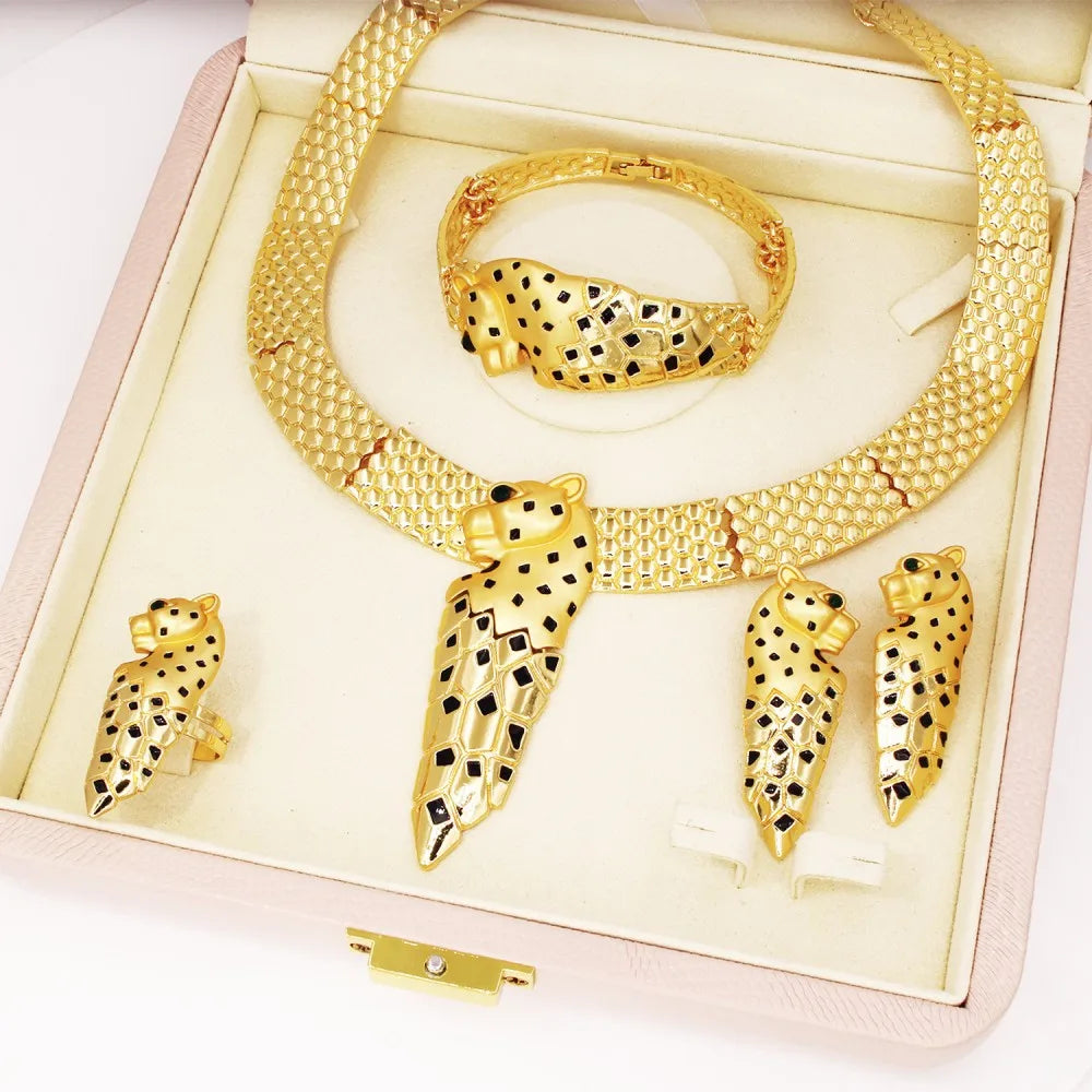 GZJPEI Übertreiben Sie großes Schmuckset, afrikanische Goldfarbe, Leoparden-Halskette, Armband, schicker großer Ohrring, Ring, Mode, Party-Geschenk
