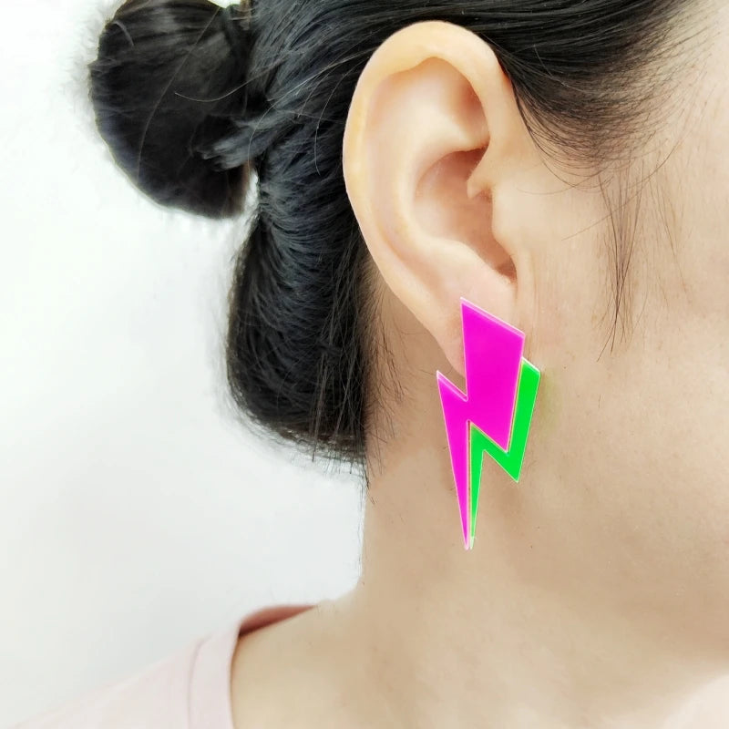 KUGUYS Zweifarbige Blitz-Ohrstecker für Damen, glitzernder Spiegel, Neon-Acryl, Strandschmuck, Sommer-Accessoires