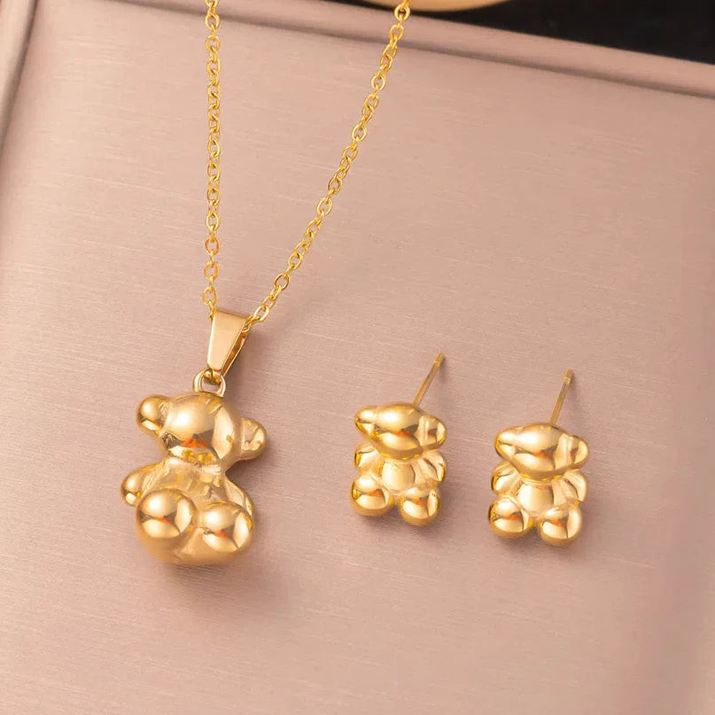 3PCS Anime Style 3D Cute Bear Ohrringe Halskette Set für Frauen Hochwertiger Edelstahl Nicht verblassend INS Paare Geschenk Schmuck