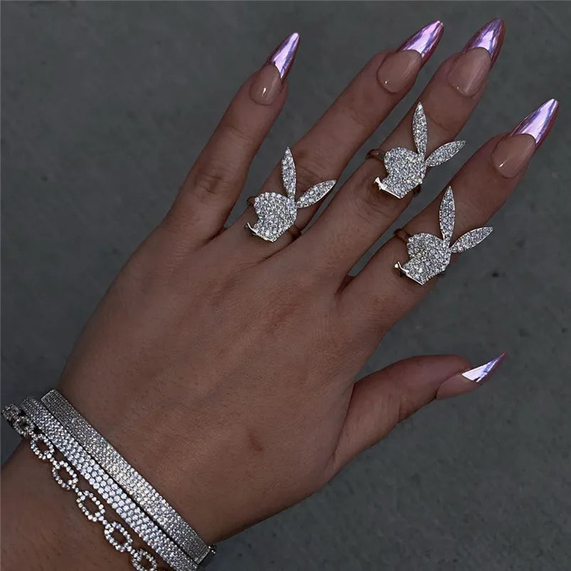 ZAKOL Niedliche Kaninchen-offene Ringe für Damen, modisch, Weißgold, Party-Schmuck, 2023, Neu