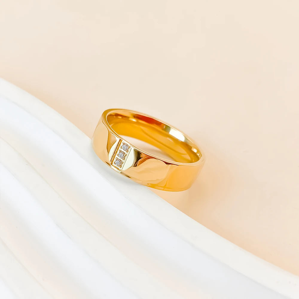 eManco Minimalistischer Ring mit breitem Gesicht, Strassring, poliert, metallisch, Premium-Party-Schmuck, Ringe direkt ab Werk