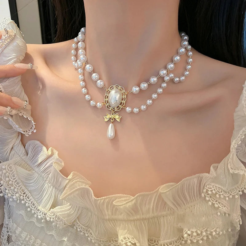 Neue Barock Perle Choker Halskette für Frauen Luxus Hochzeits feier drei schicht ige Perlen Halskette Torques Damen trend igen Schmuck Geschenk