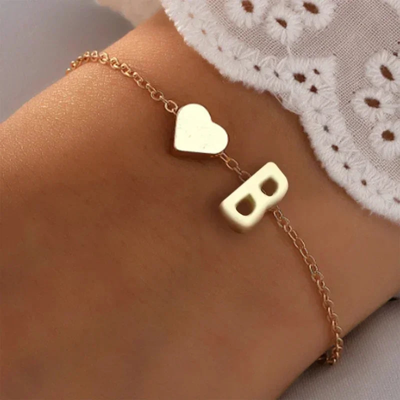 26 englische Anfangsbuchstaben-Armbänder für Liebhaber, Männer und Frauen, 2025, neue einfache DIY-Armbänder mit personalisiertem Namen, Legierung, Schmuck