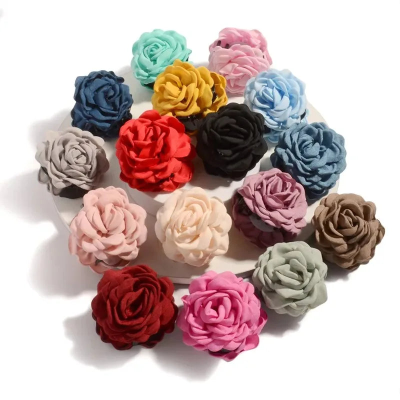 16 Farben Schweiß mittlerer Baumwollstoff Rose Blume Haarklammern für Frauen koreanische Ctach Shark Clamp Haarschmuck 2024