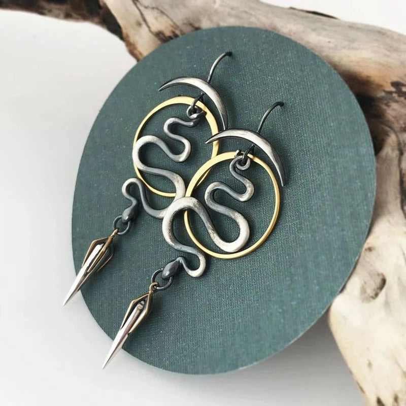 Kreative Schlange Unregelmäßige Geometrische Spirale Ohrringe für Frauen Vintage Weibliche Ahle Kleine Anhänger Ohrringe ohrringe