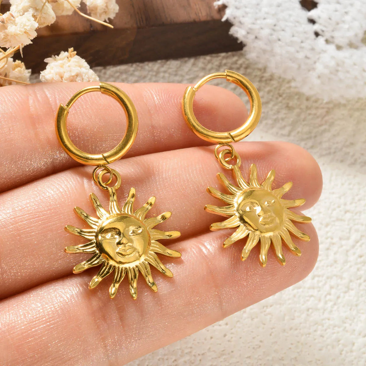 Vergoldete Textur Ohrstecker Edelstahl Goldene Ohren Großer Piercing Schmuck Frau Tanzparty Zubehör Schmuck Geschenk
